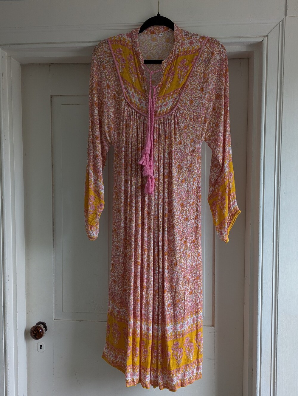 Bohemian, Tangerine & Pink Flowy Floral Midi Dress w/Tassel Detail At Neck- M